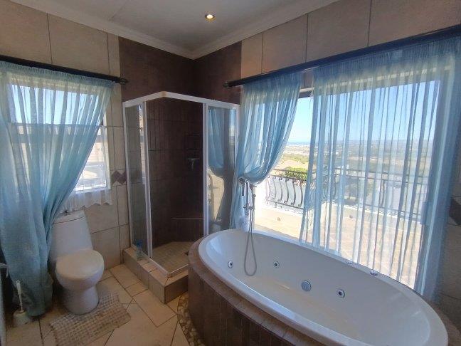 3 Bedroom Property for Sale in Monte Christo Western Cape
